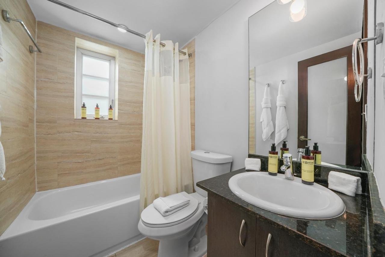 | Lincoln Arms Suites
