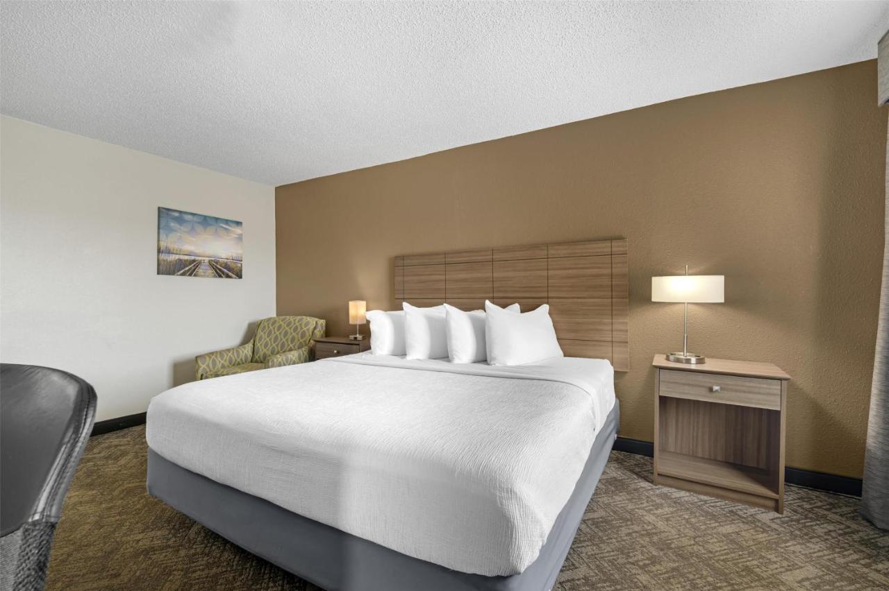 King Room - Disability Access/Non-Smoking at Best Western Center Inn