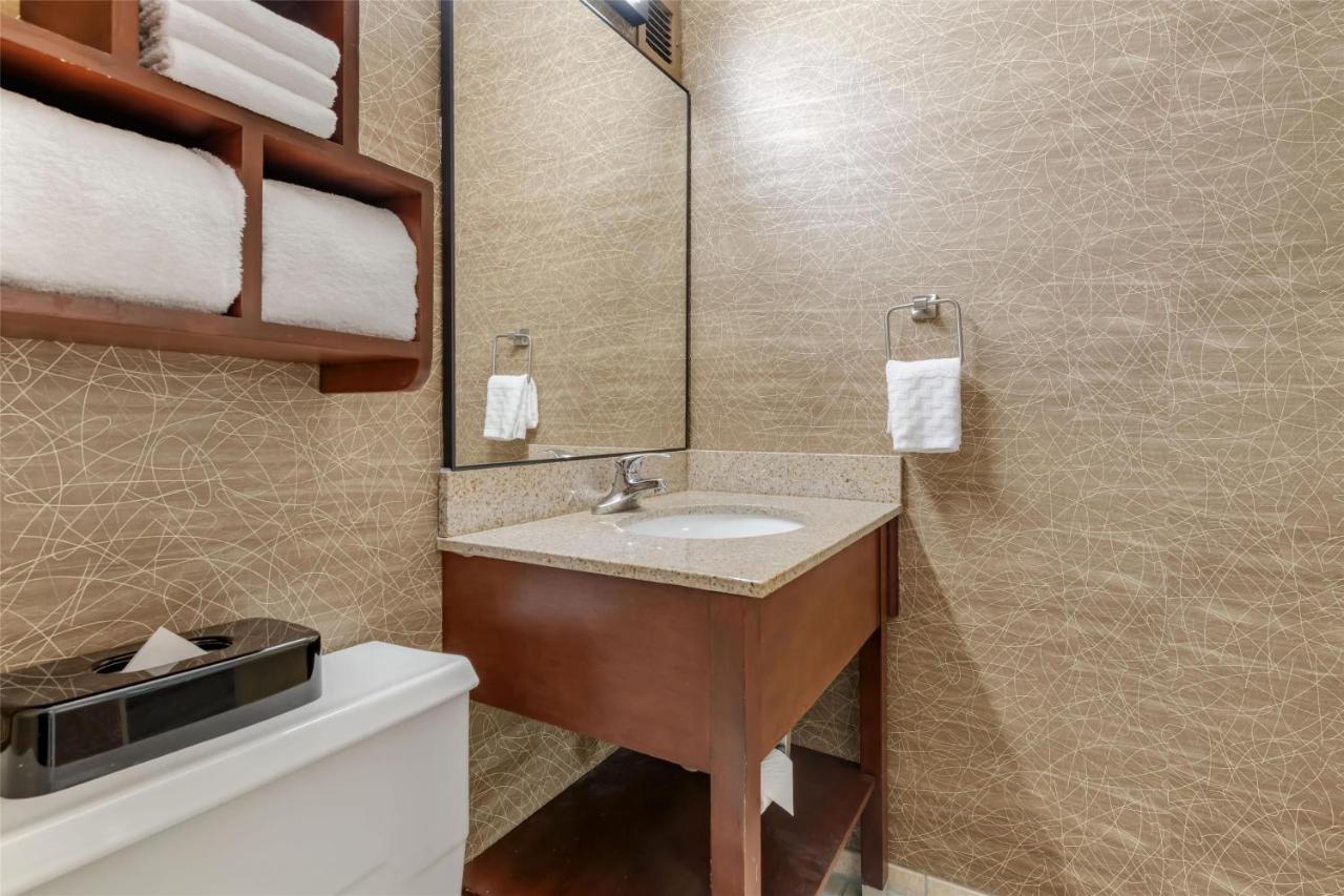 Queen Suite with Two Queen Beds at Best Western Fairmont