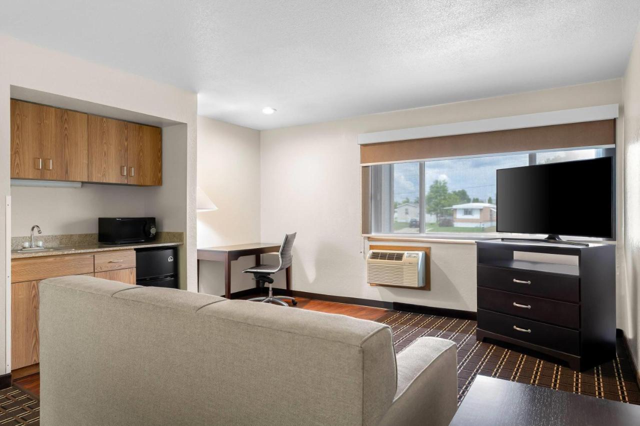 King Studio Suite - Non-Smoking at Super 8 by Wyndham La Crosse