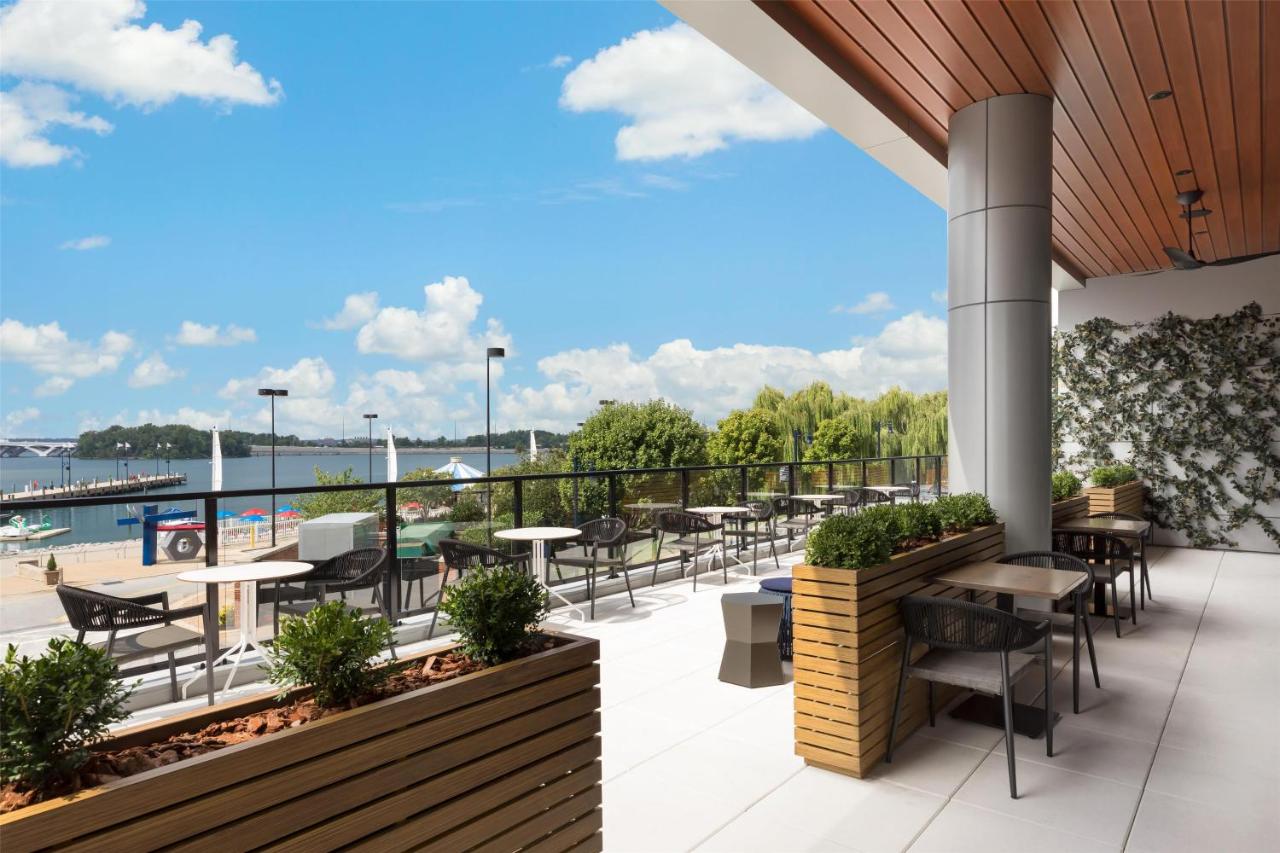 | Hyatt Place National Harbor