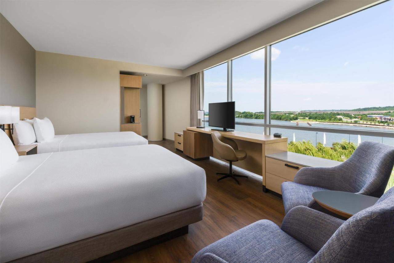 | Hyatt Place National Harbor