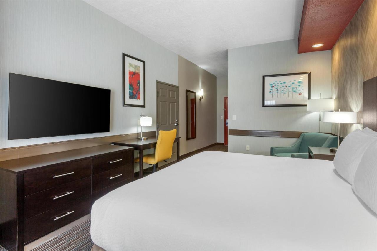 | Best Western Plus Gallup Inn & Suites