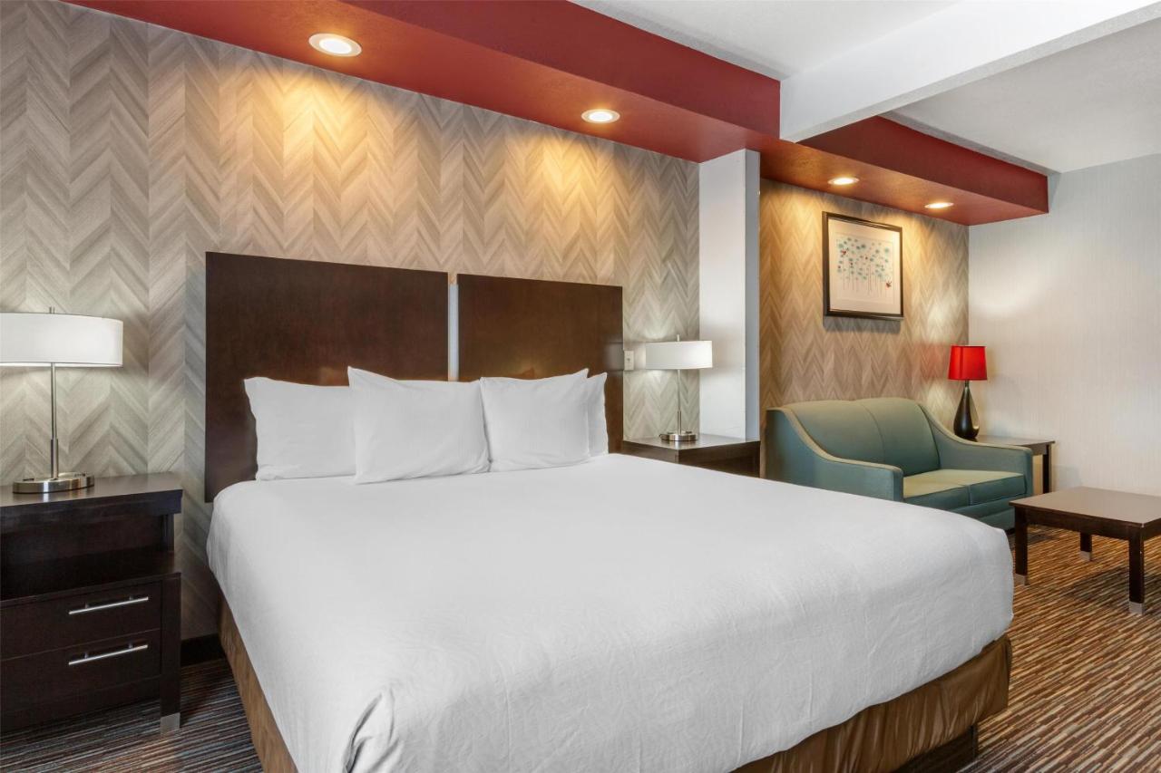 | Best Western Plus Gallup Inn & Suites