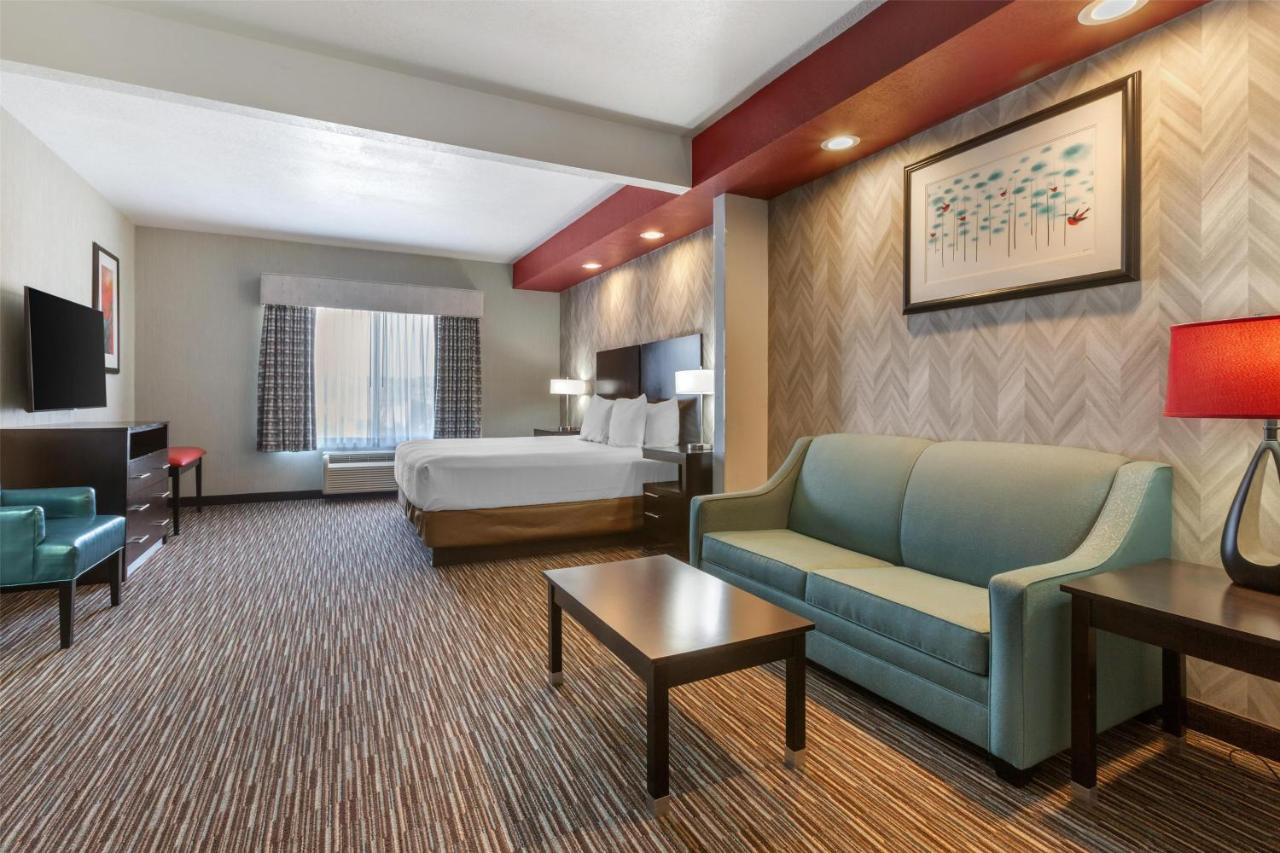 King Suite at Best Western Plus Gallup Inn & Suites