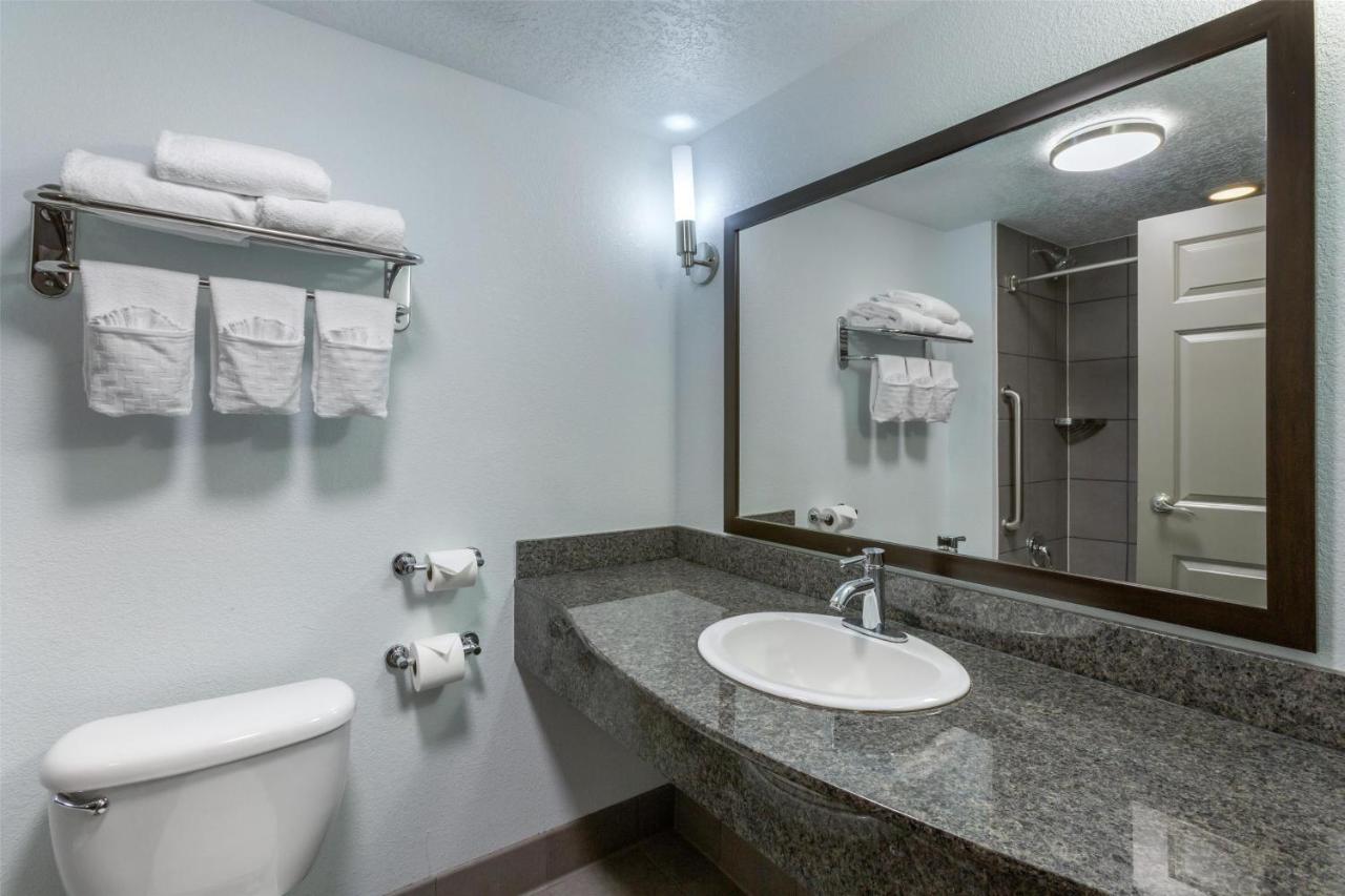 Queen Suite with Two Queen Beds at Best Western Plus Gallup Inn & Suites