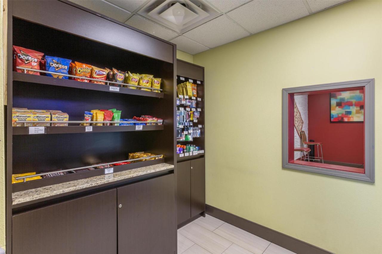 | Best Western Plus Gallup Inn & Suites
