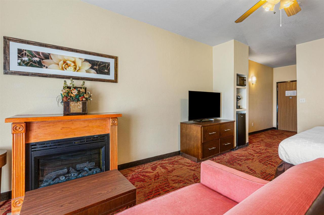 Two-Room Suite with Accessible Roll-In Shower at Best Western Plus Ruidoso Inn