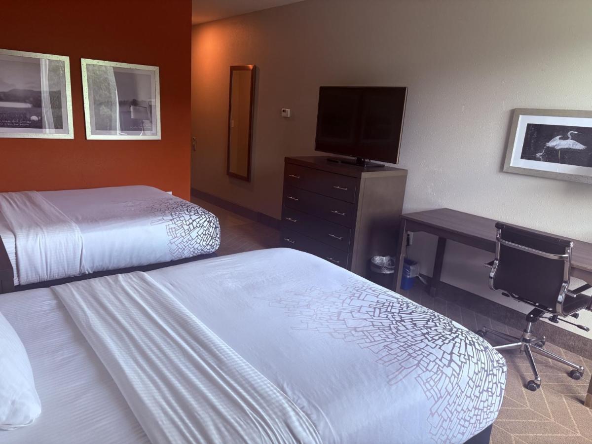 Queen Room with Two Queen Beds at La Quinta Inn & Suites by Wyndham Opelika Auburn