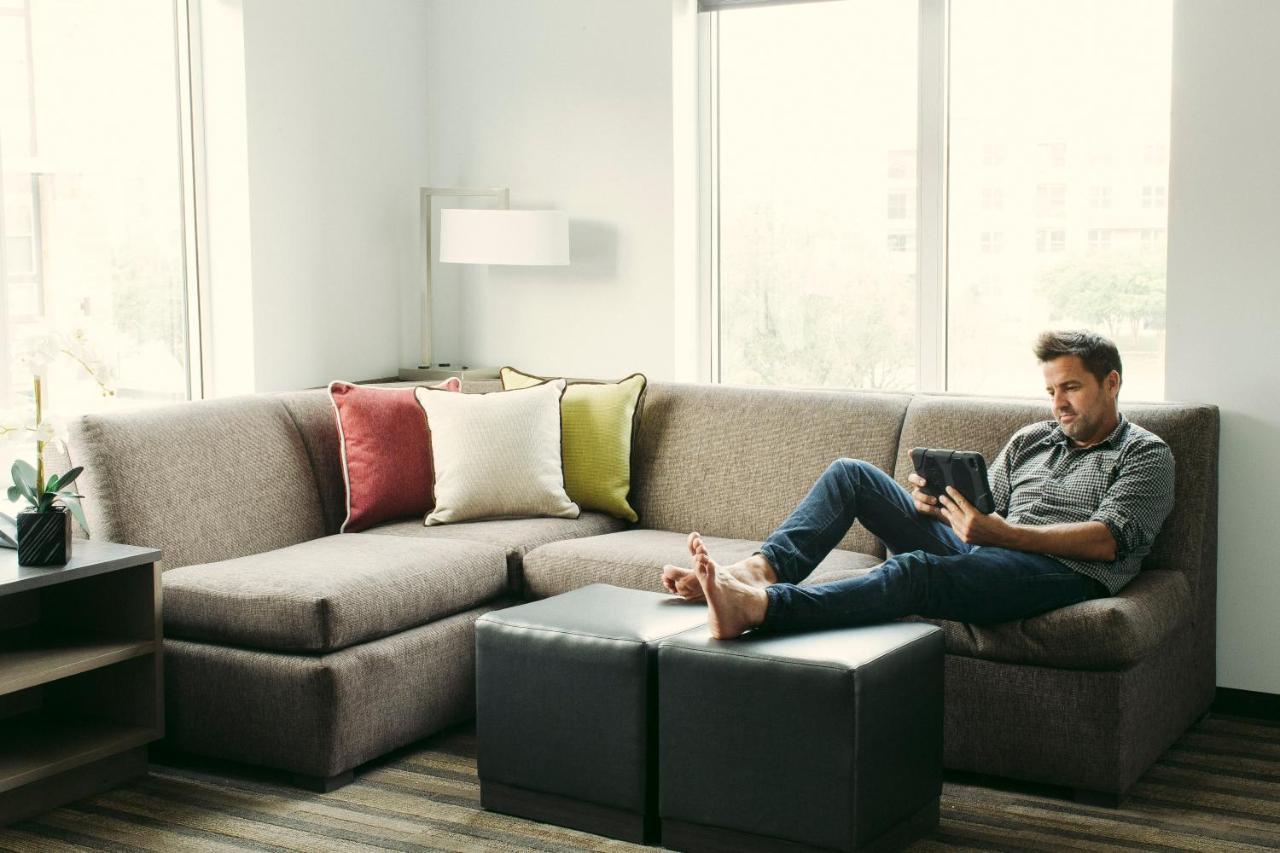 One-Bedroom Corner Queen Suite with Two Queen Beds at Hyatt House Dallas/Frisco