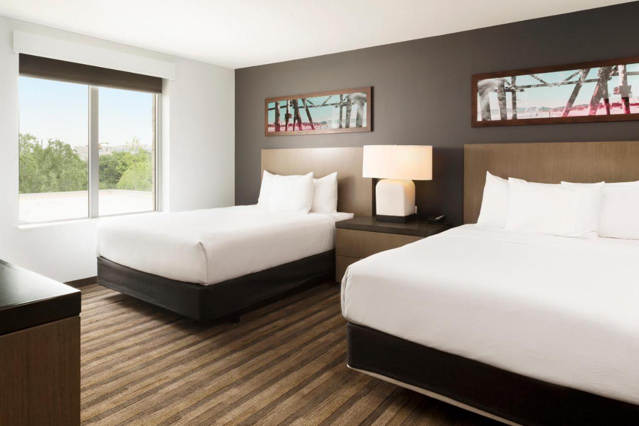 One-Bedroom Corner Queen Suite with Two Queen Beds at Hyatt House Dallas/Frisco