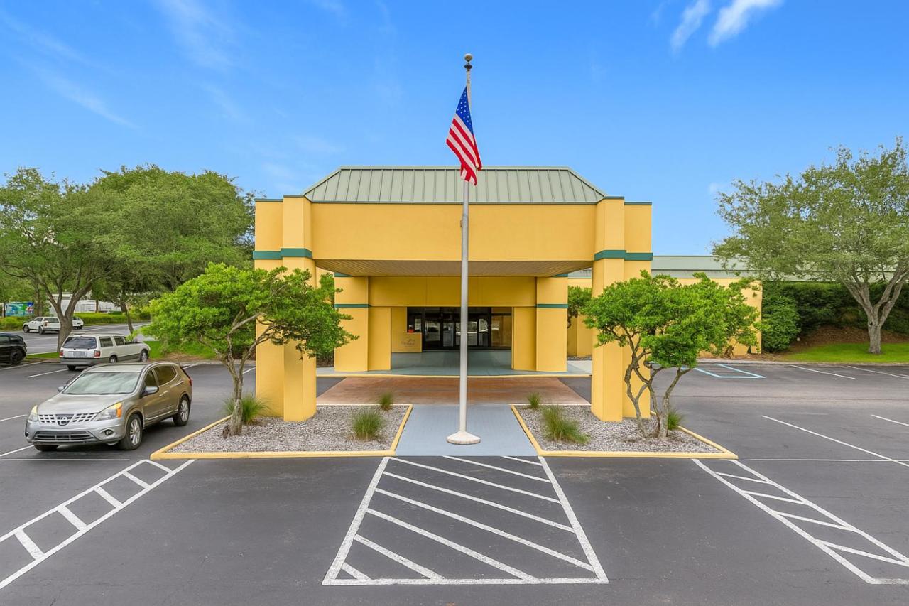  | Stayable Suites Jax West
