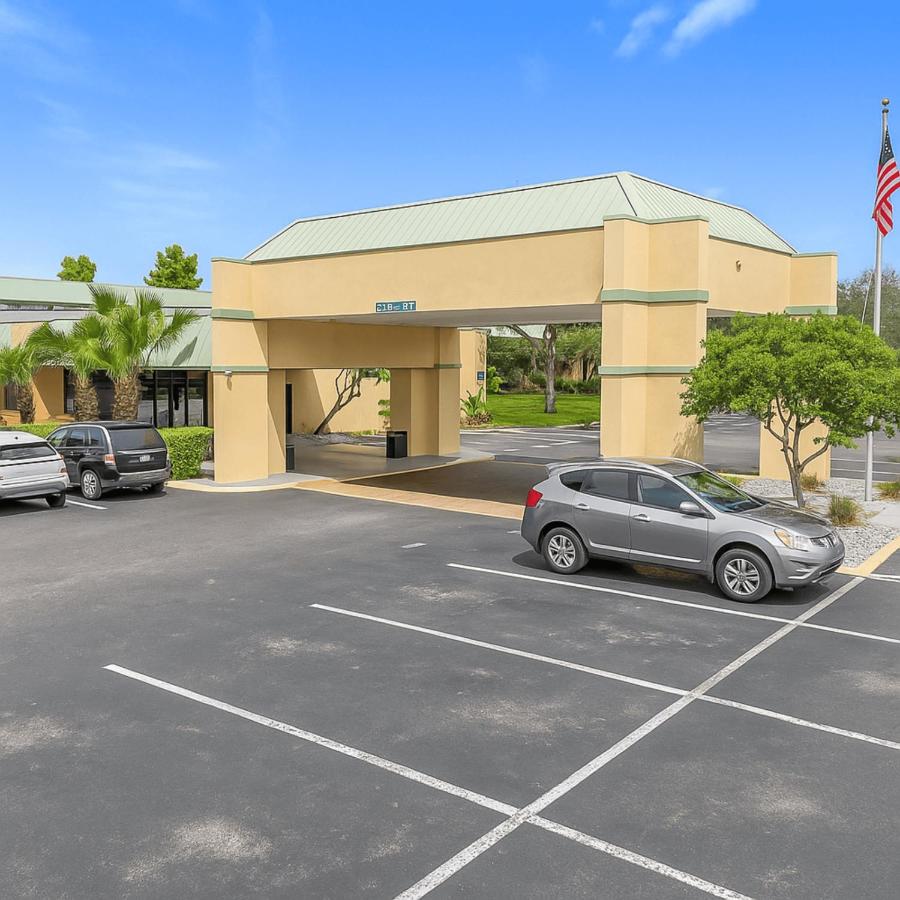  | Stayable Suites Jax West
