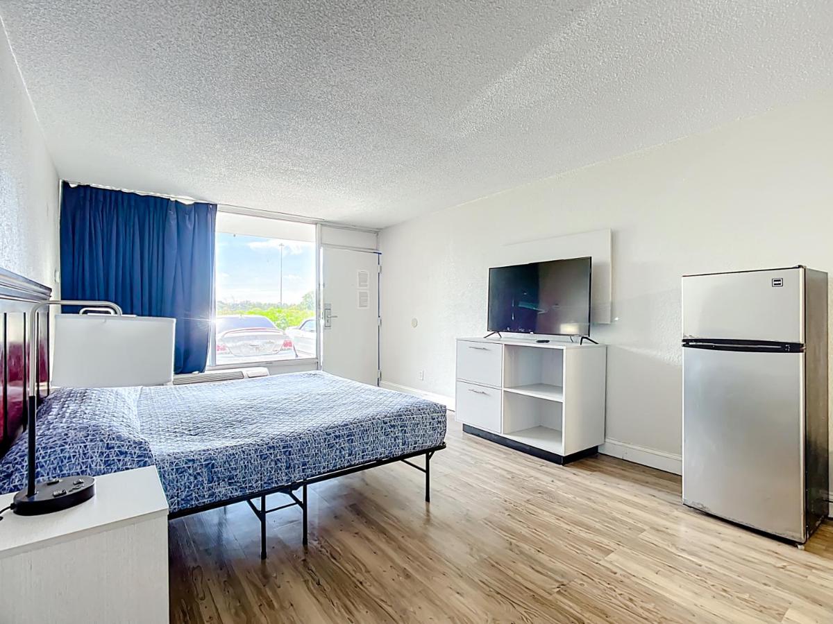  | Stayable Suites Lakeland