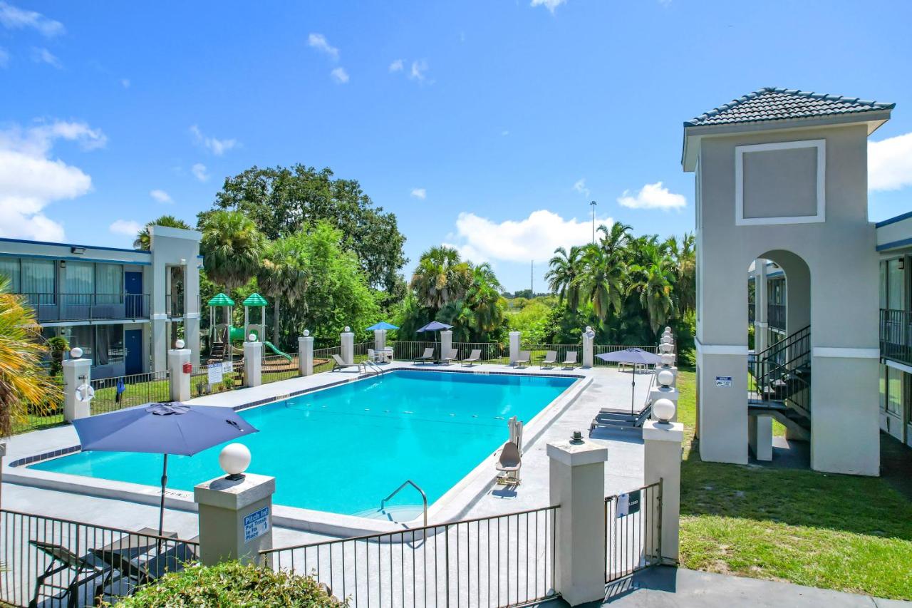  | Stayable Suites Lakeland