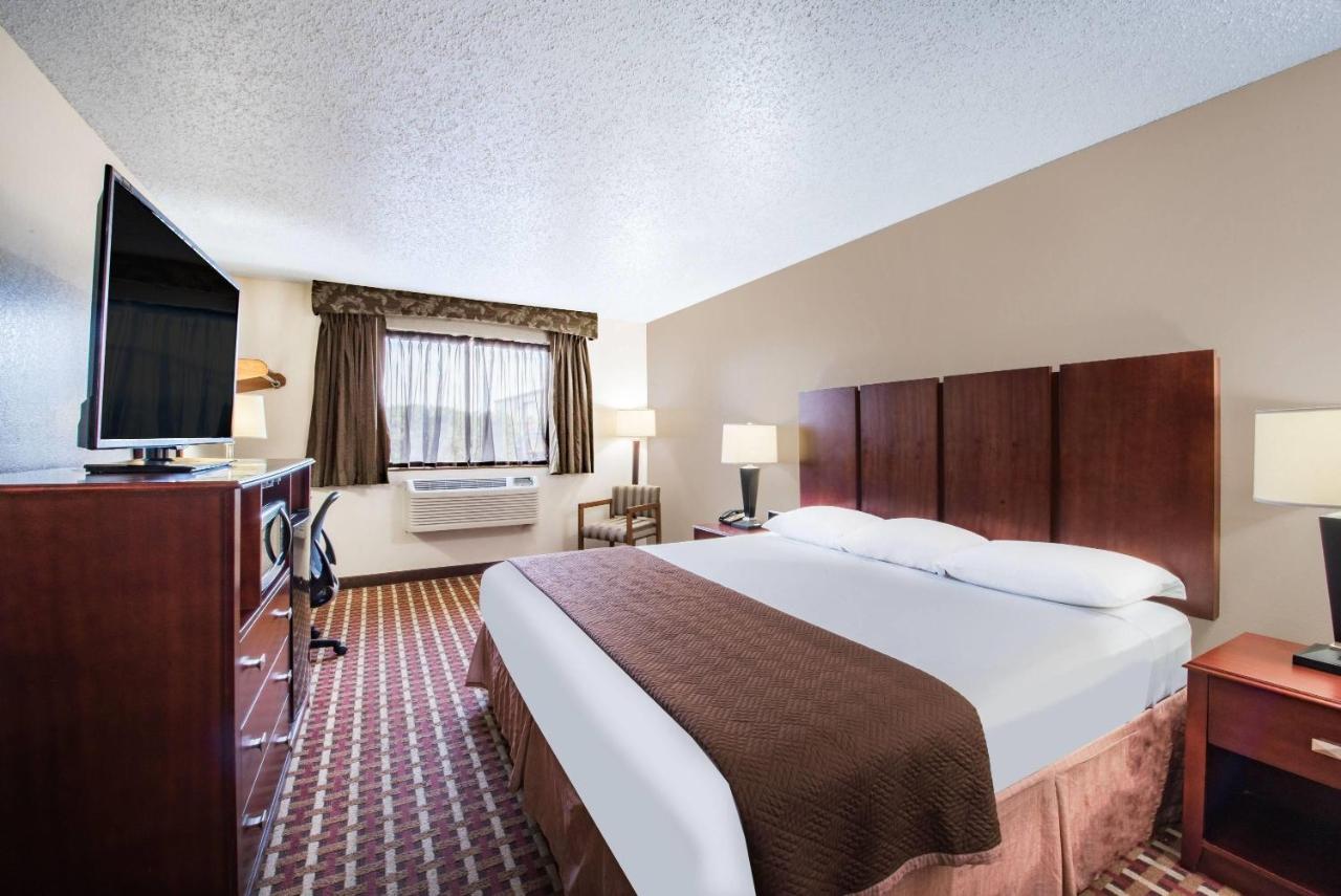 | Super 8 by Wyndham Harlingen TX