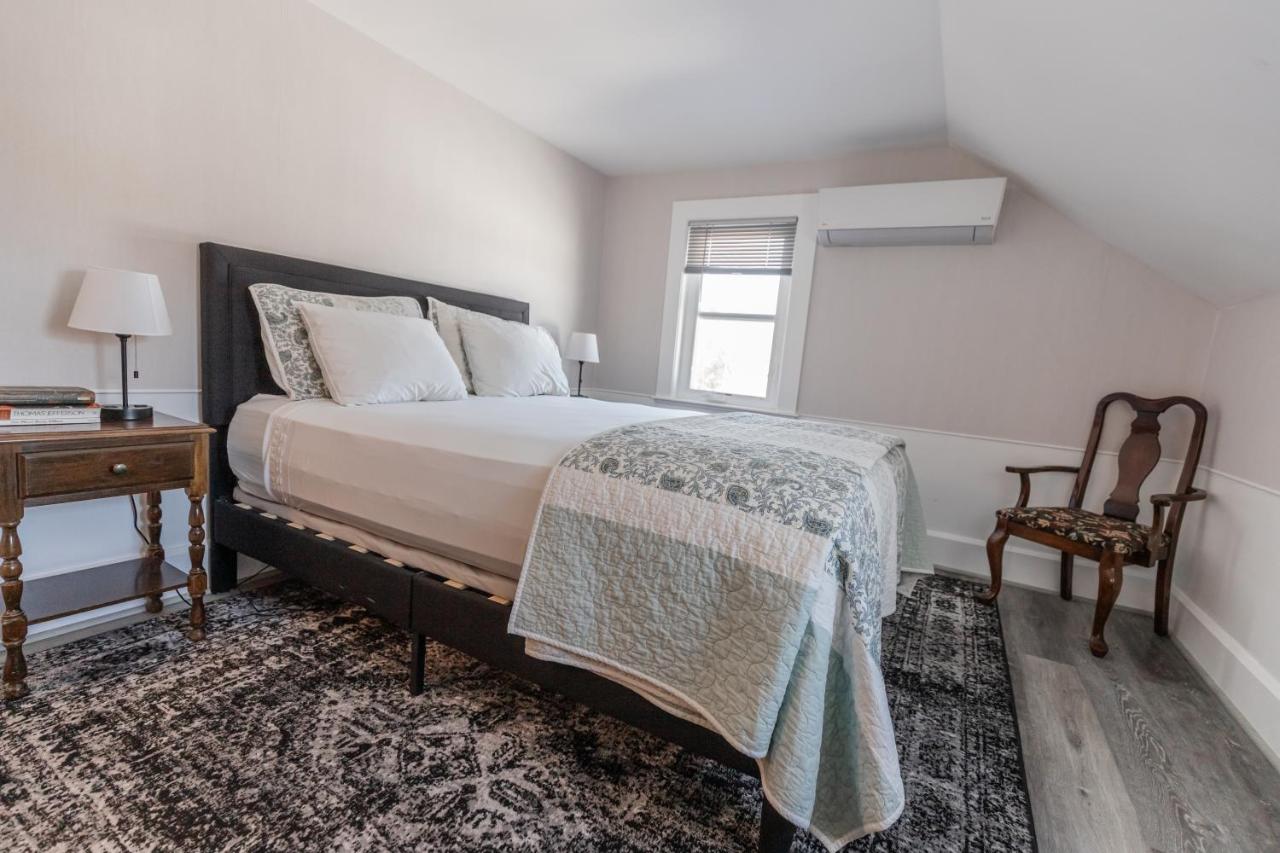 | Blue Bear inn