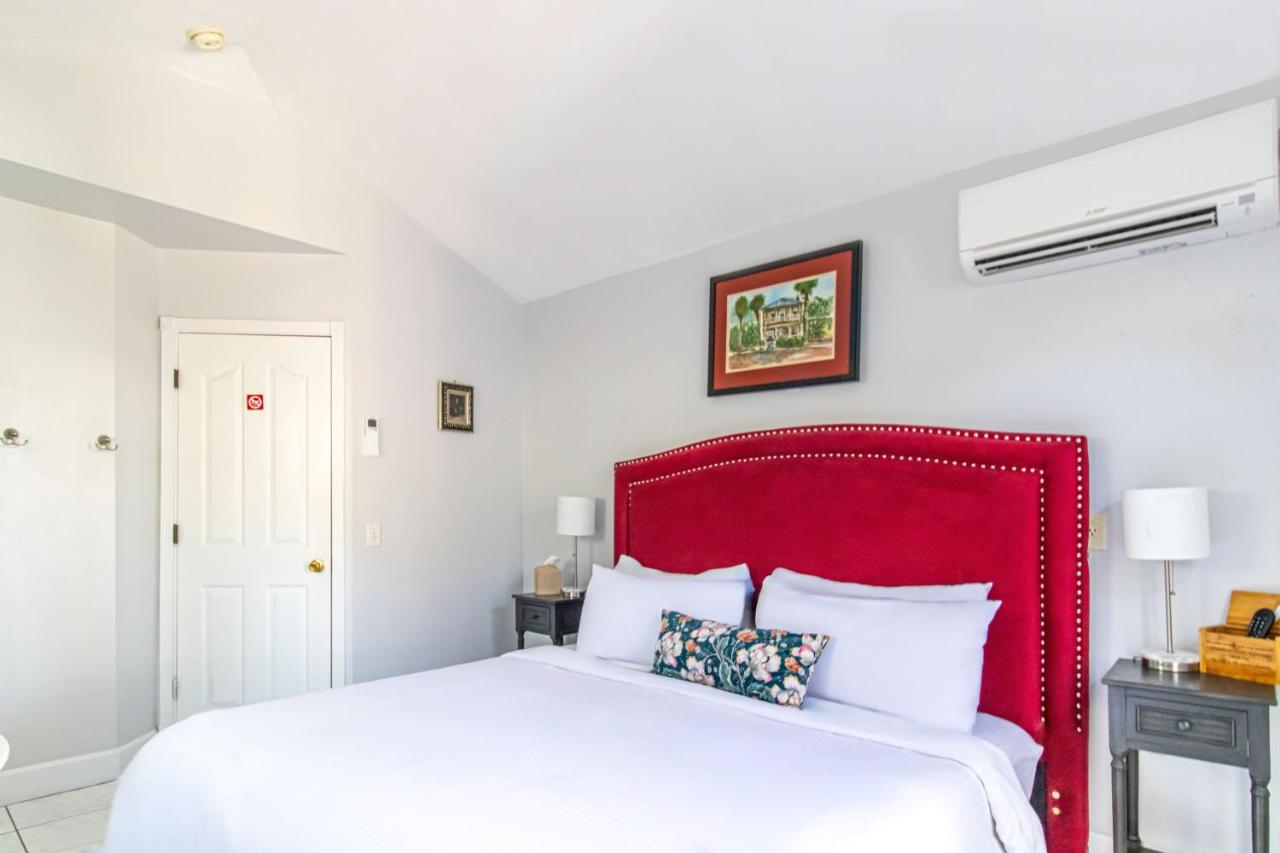  | Inn on Charlotte