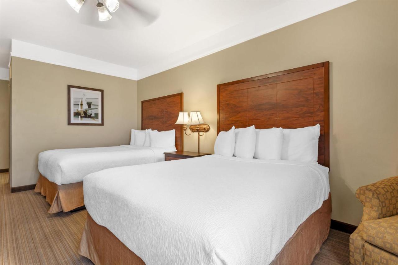 Queen Room with Two Queen Beds - Non-Smoking at Best Western Plus Monica Royale Inn & Suites