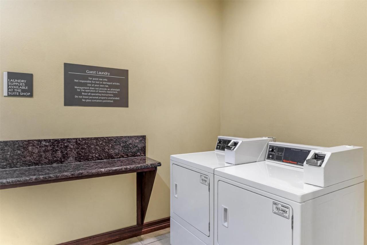 | Best Western Plus Monica Royale Inn & Suites