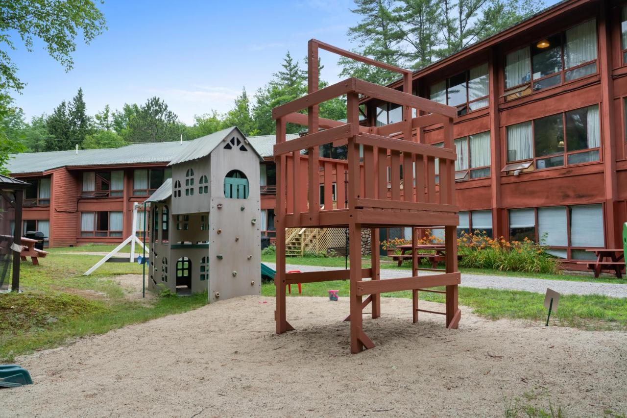 | Evergreen Valley Inn