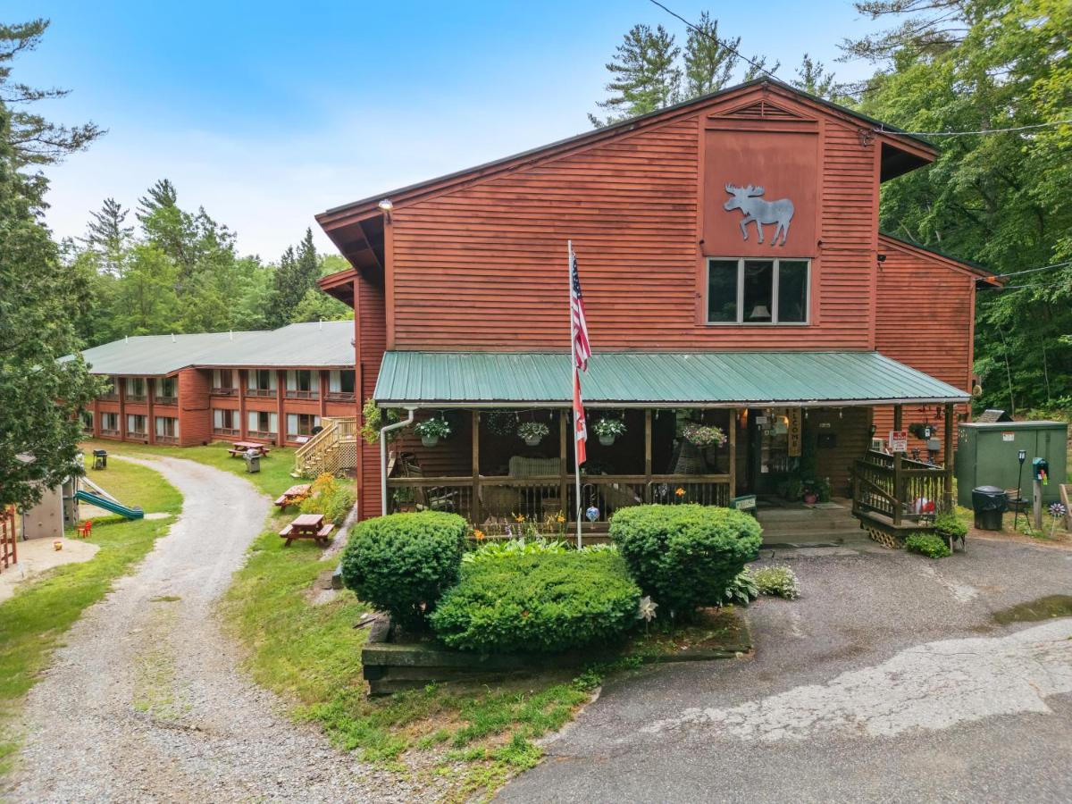 | Evergreen Valley Inn