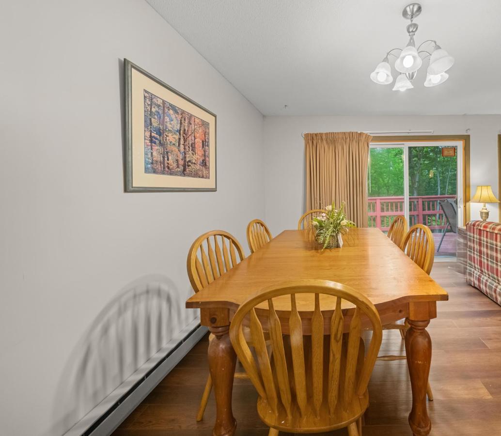 Deluxe Apartment at Evergreen Valley Inn by Coolvacay