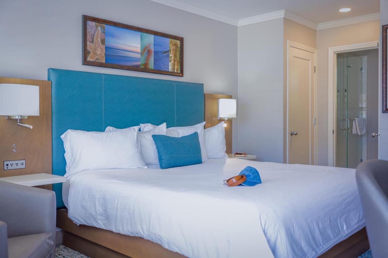 | Marina Beach Motel