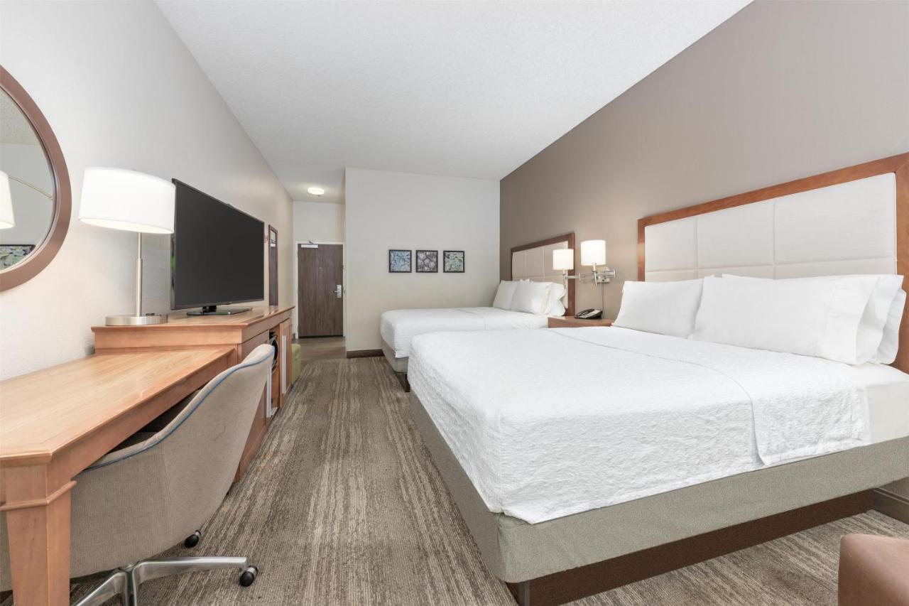 Queen Room with Two Queen Beds - Non-Smoking at Hampton Inn Phoenix-Midtown-Downtown Area
