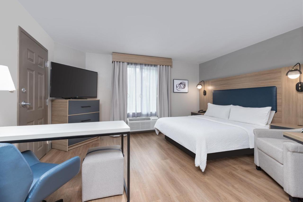 King Studio at Candlewood Suites Houston (The Woodlands), an IHG Hotel