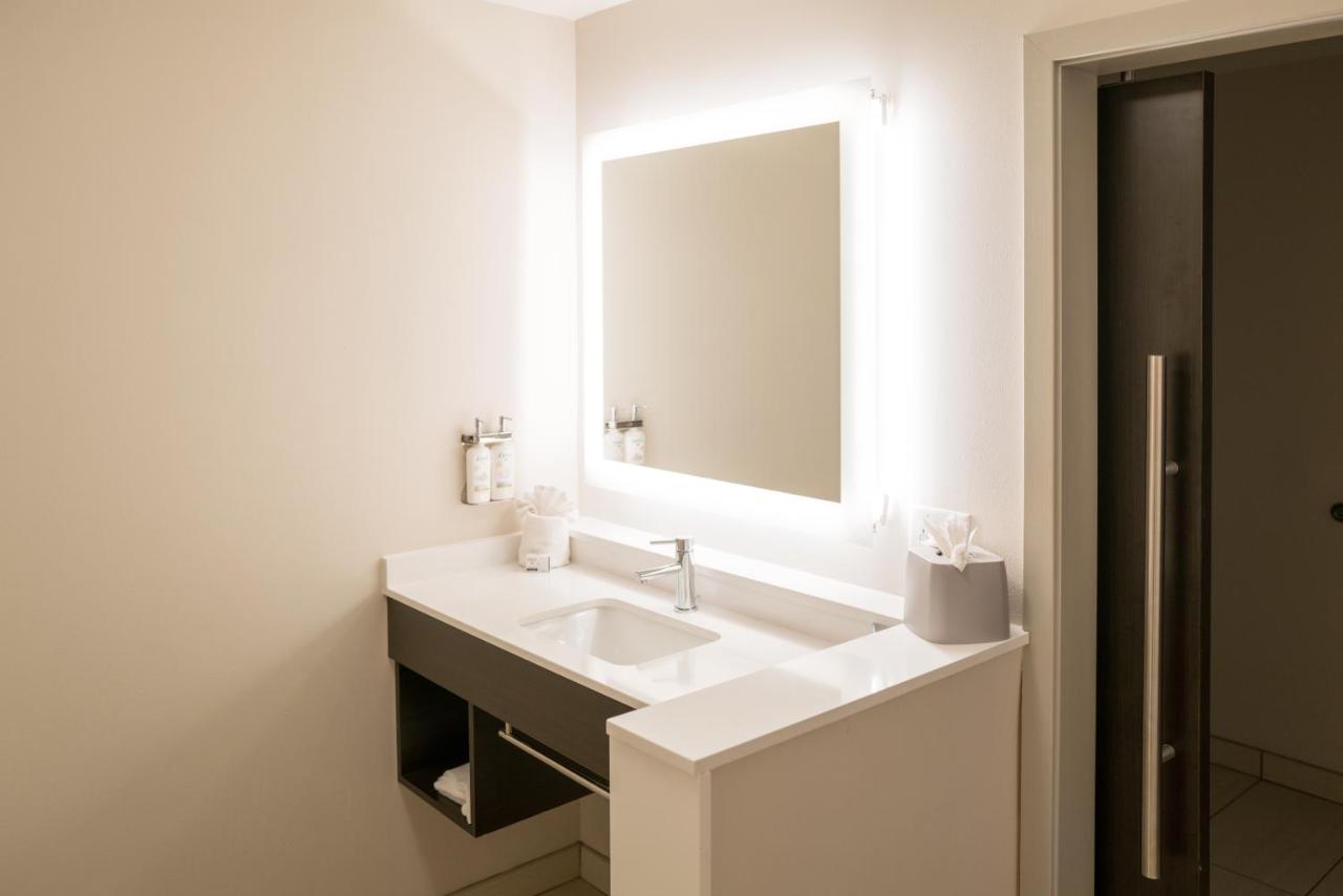 King Suite with Accessible Roll-in Shower at Holiday Inn Express & Suites Franklin - Berry Farms by IHG