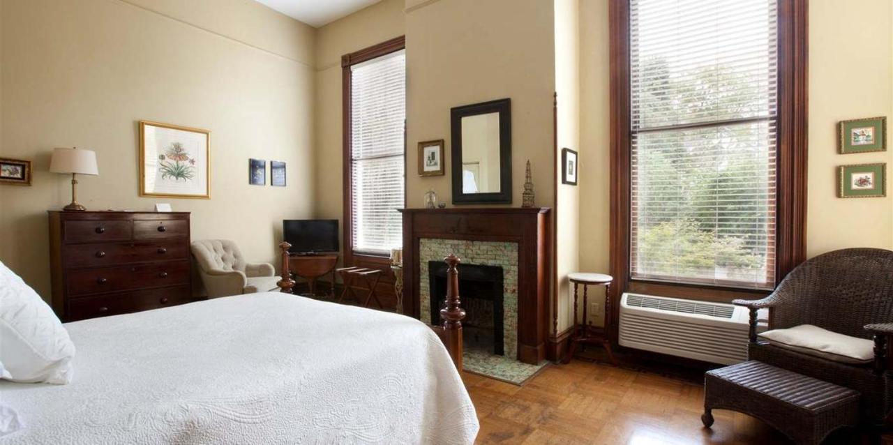 | Forsyth Park Inn