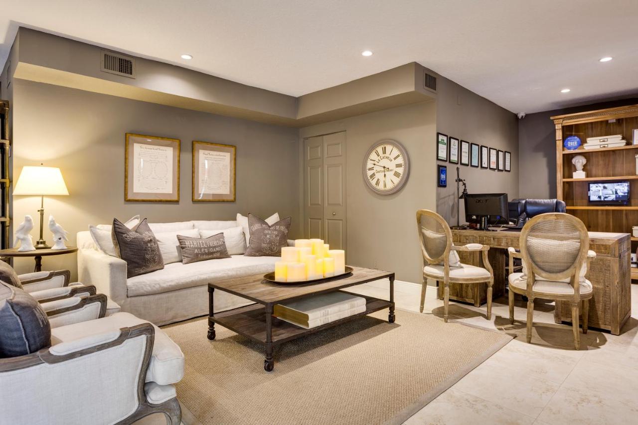 | Sun Harbour Boutique Hotel