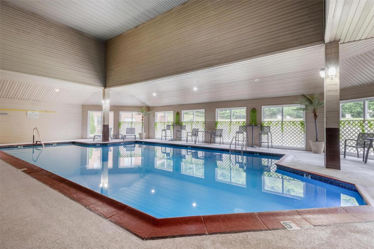 | Best Western West Greenwich Inn