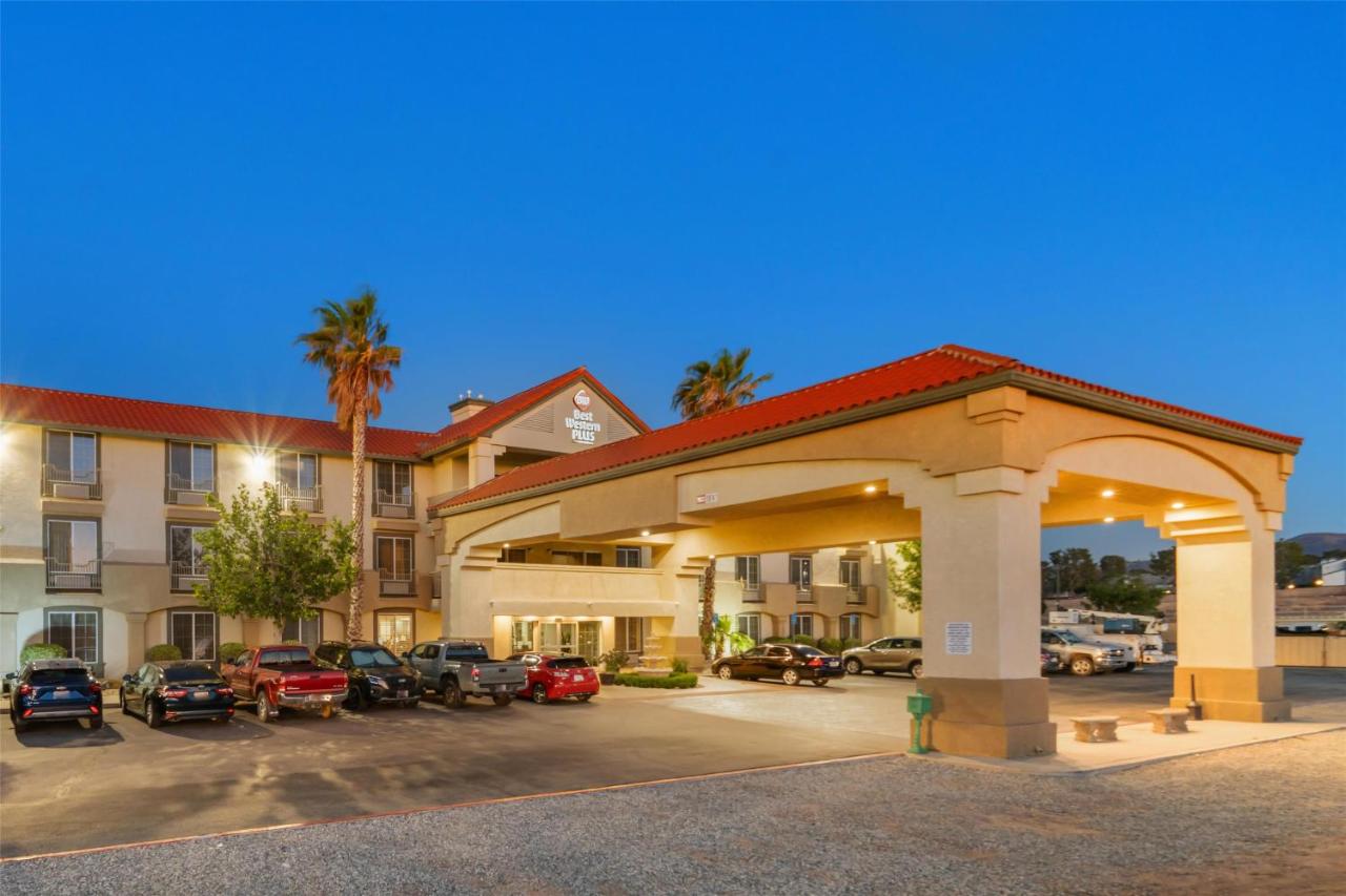 | Best Western Plus John Jay Inn & Suites