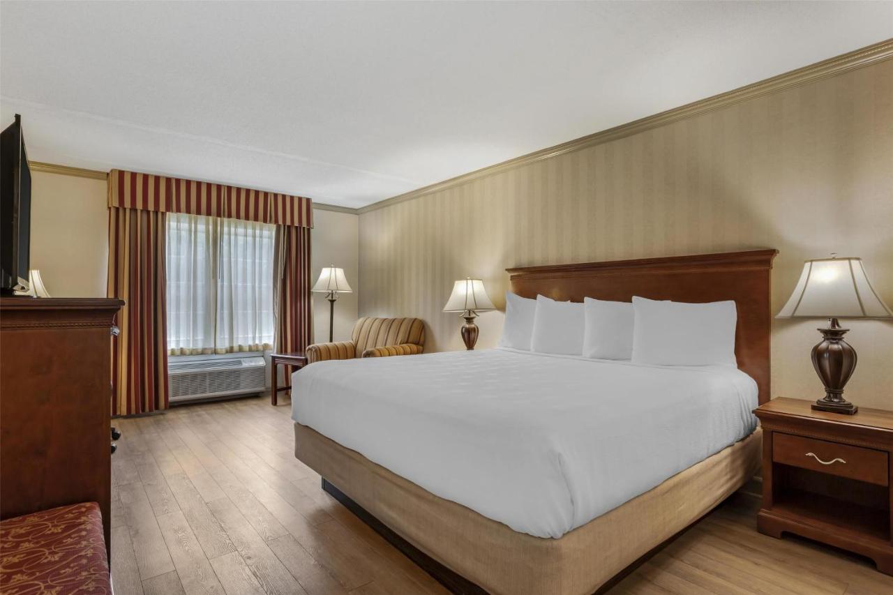 King Studio - Non-Smoking at Best Western PLUS Morristown Inn-Florham Park