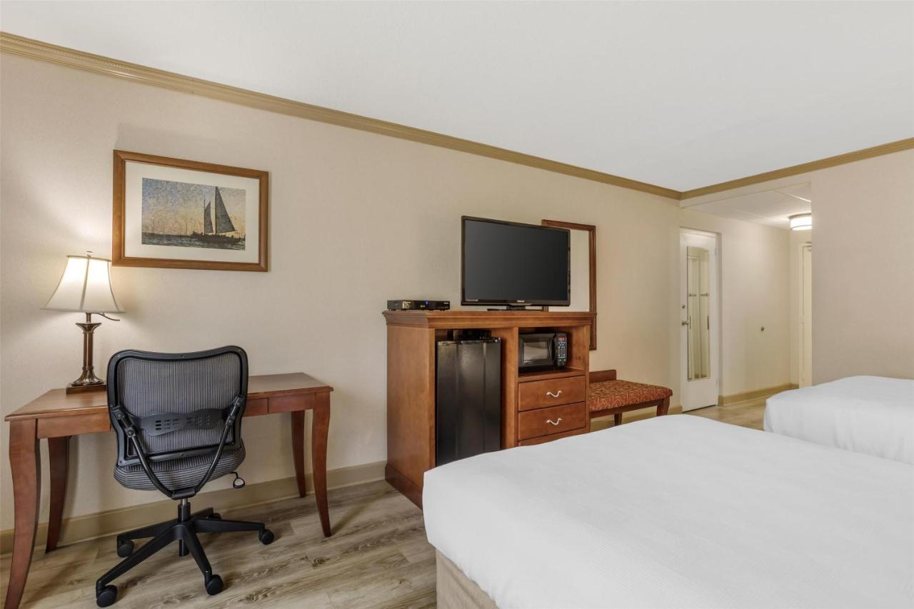 Double Room with Two Double Beds - Non-Smoking at Best Western PLUS Morristown Inn-Florham Park