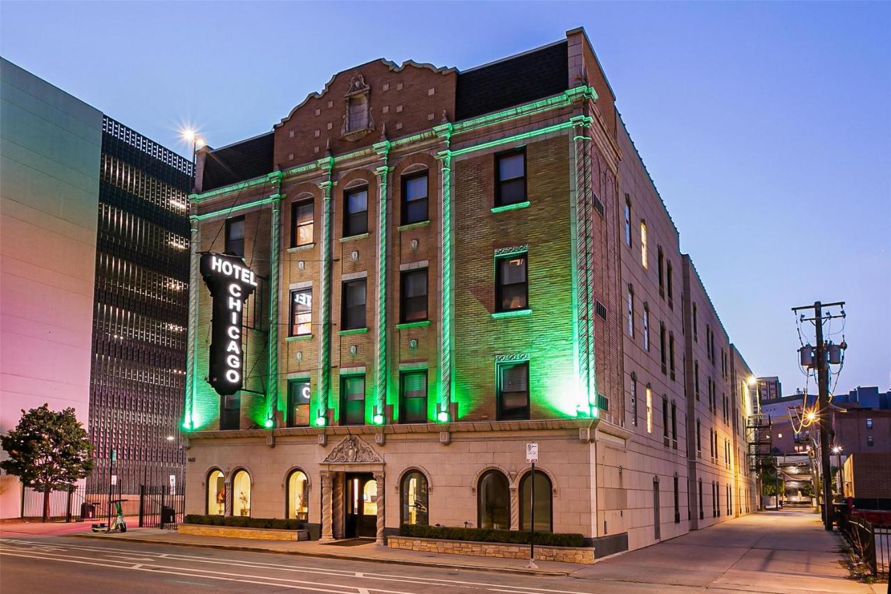| Hotel Chicago West Loop