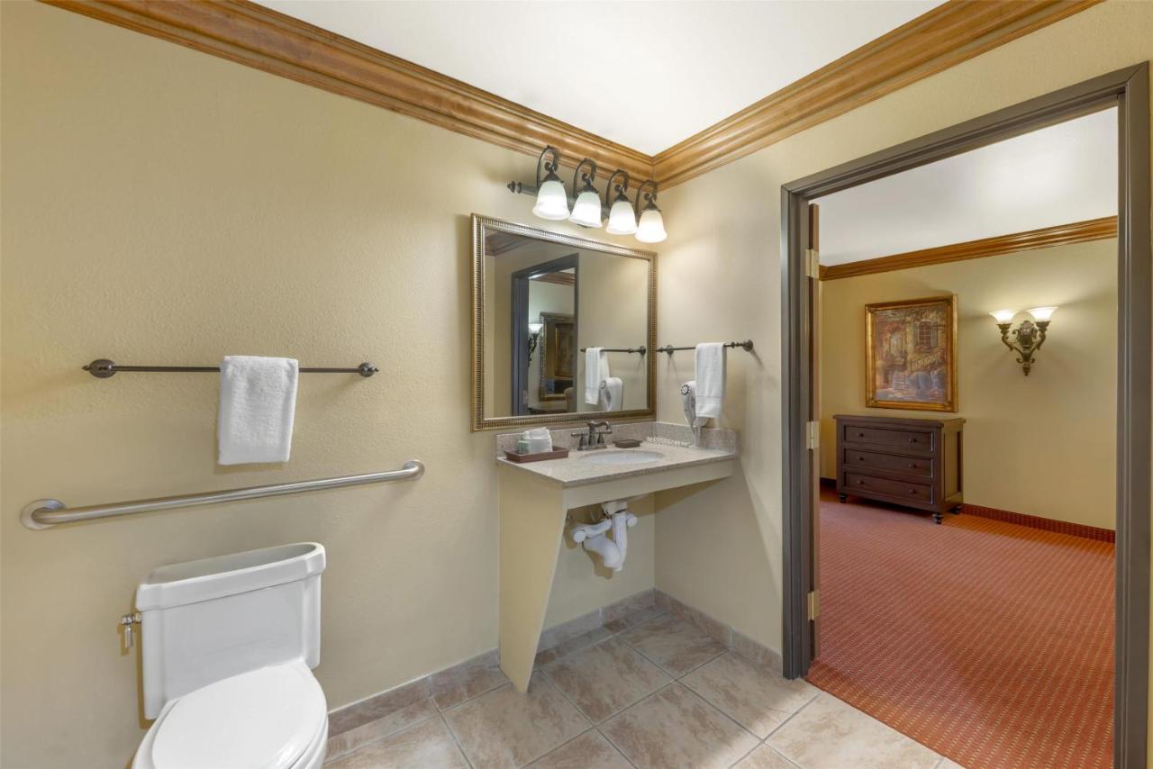 | Best Western San Isidro Inn