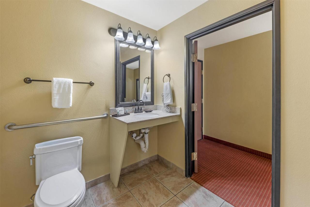 | Best Western San Isidro Inn