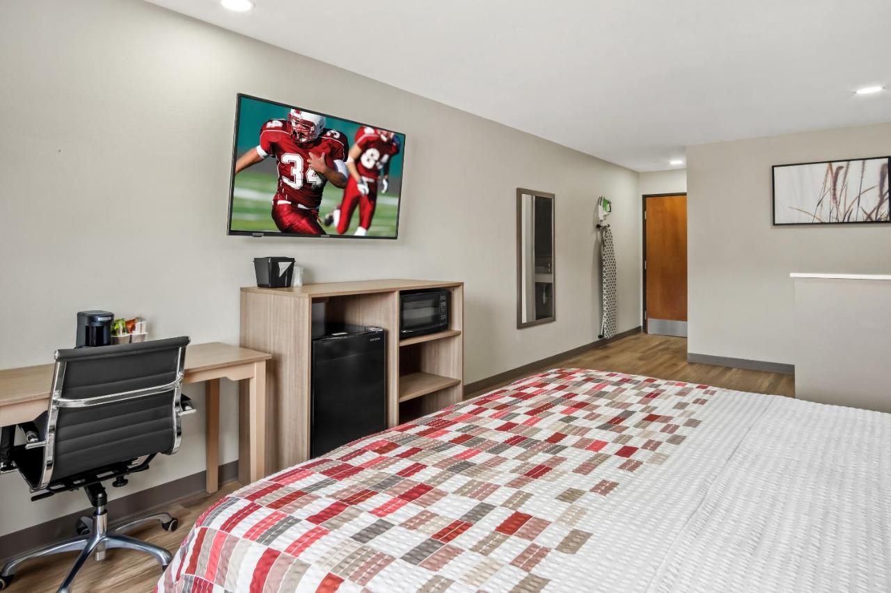 | Regency Inn & Suites DFW