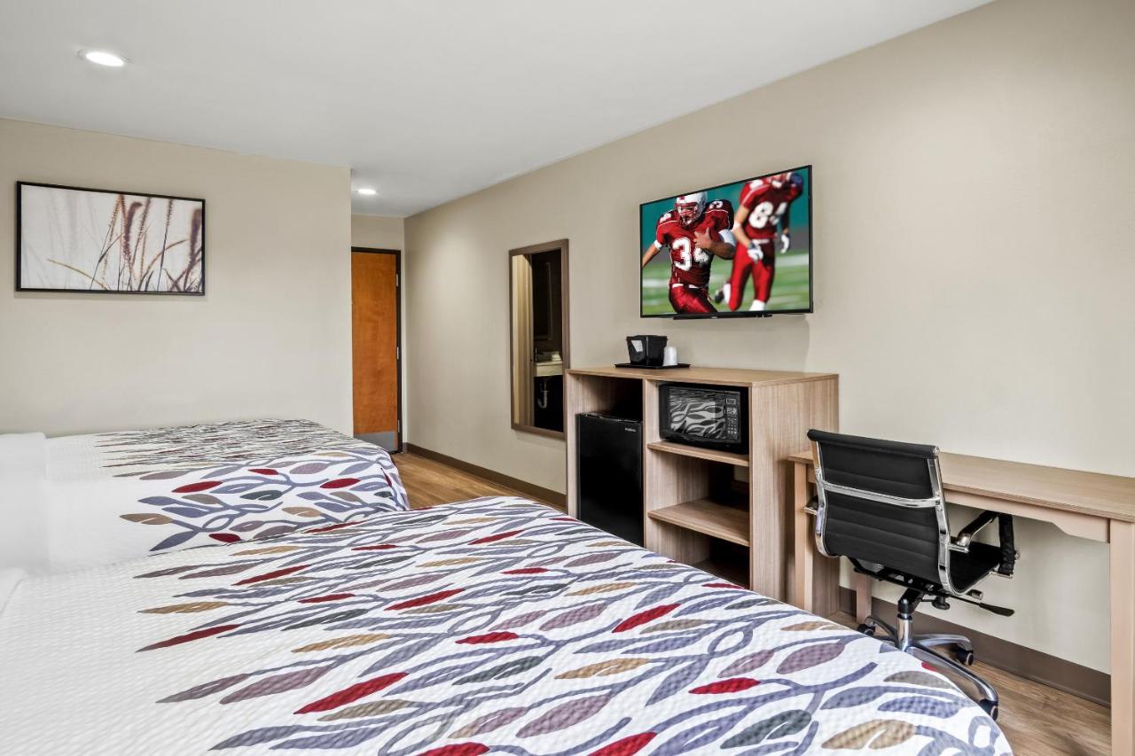 | Regency Inn & Suites DFW