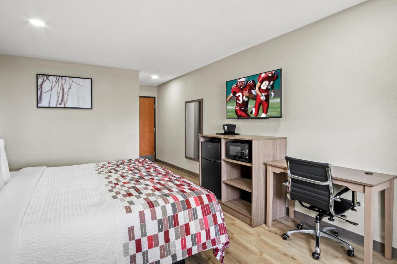| Regency Inn & Suites DFW