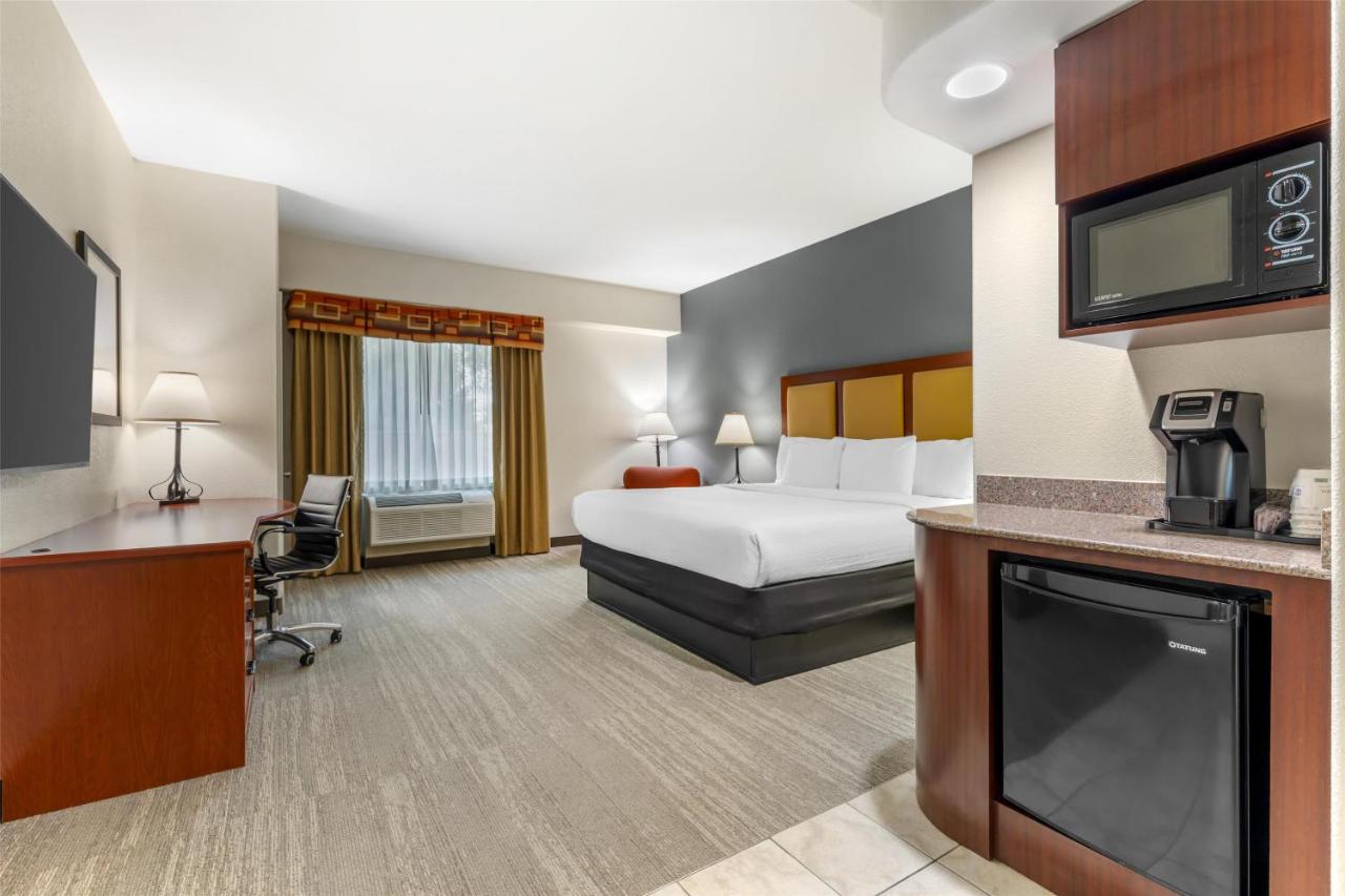  | Best Western Plus Waxahachie Inn & Suites