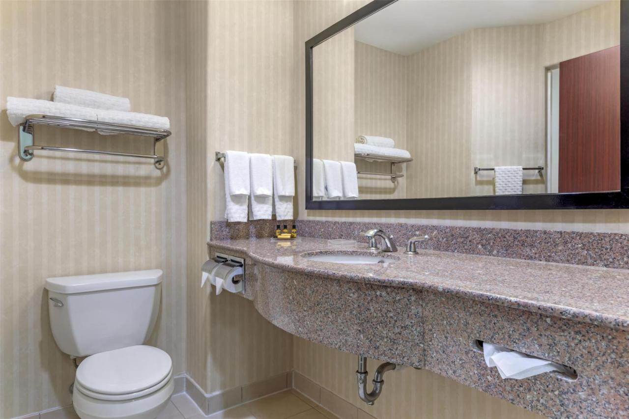 King Room - Smoking at Best Western Plus Waxahachie Inn & Suites