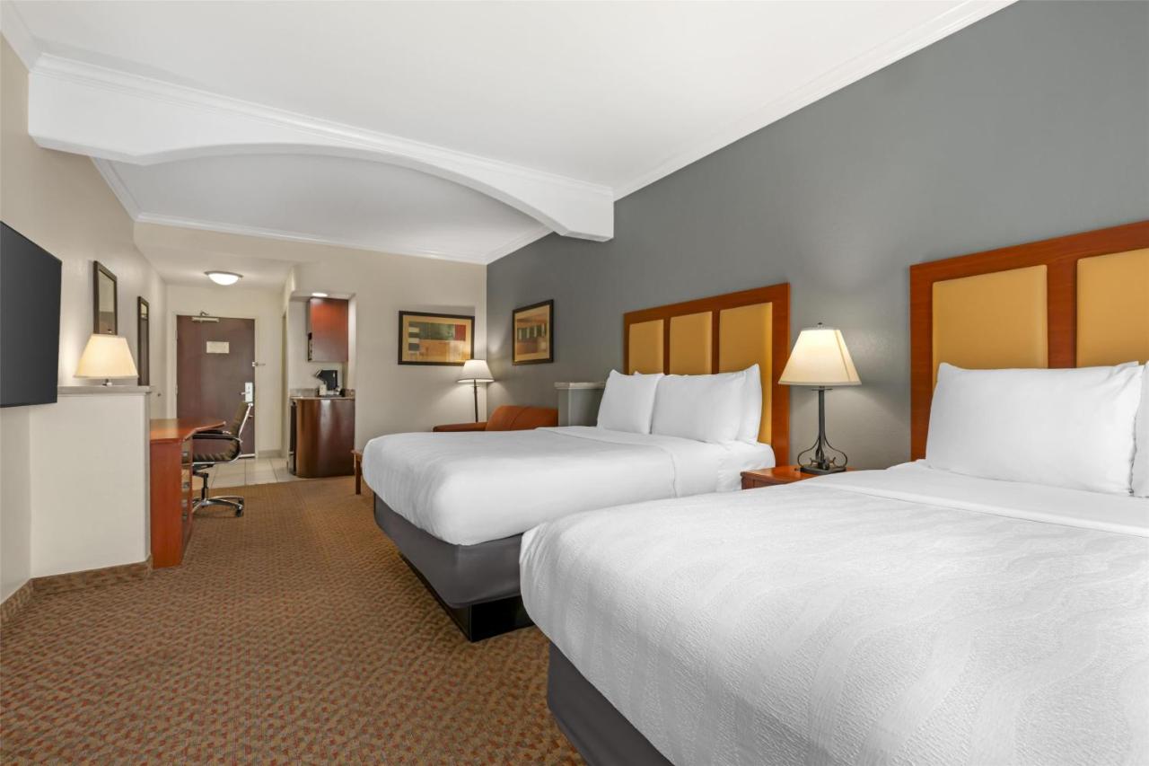  | Best Western Plus Waxahachie Inn & Suites