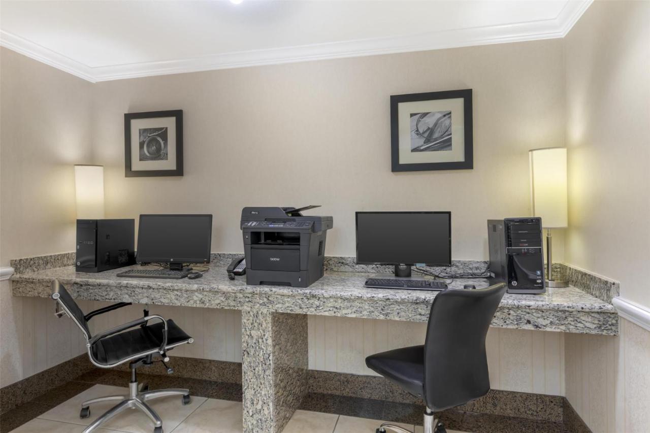  | Best Western Plus Waxahachie Inn & Suites