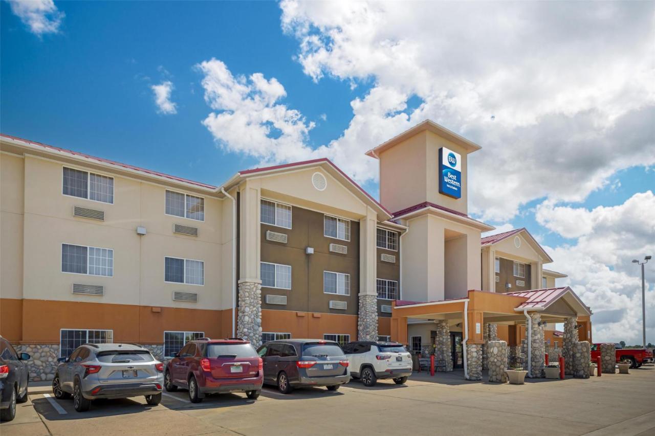  | Best Western Firestone Inn & Suites
