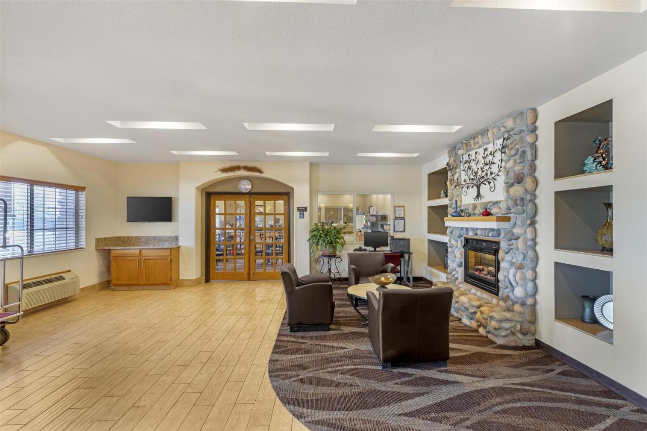  | Best Western Firestone Inn & Suites