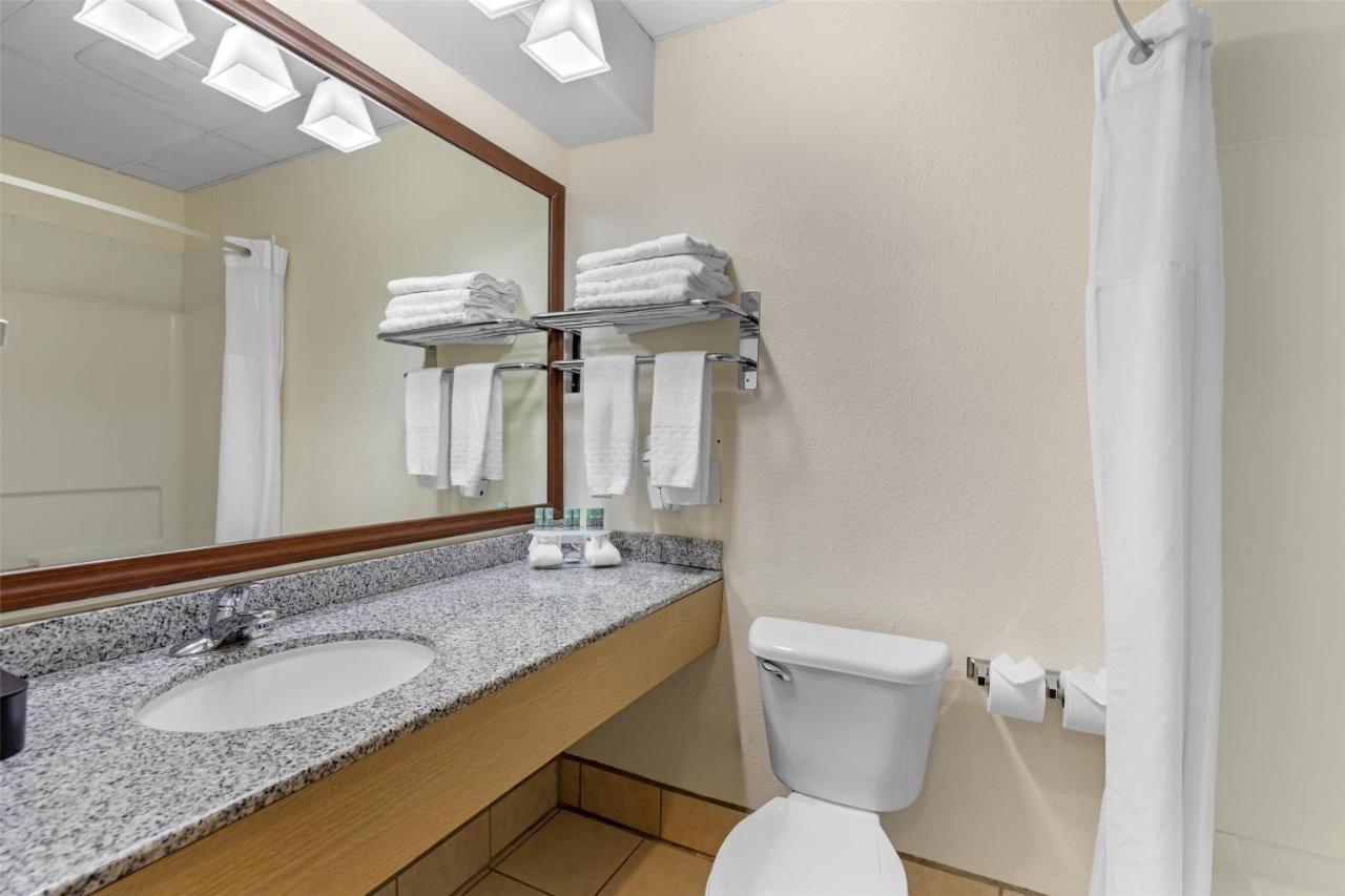  | Best Western Firestone Inn & Suites